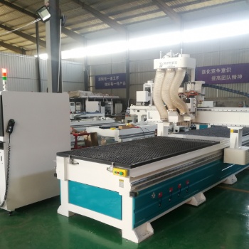 濟南凱迪格數(shù)控工廠供應排鉆開料雕刻機，櫥柜門一體的全屋家具定制設備