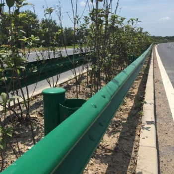 貴州科陽波形護(hù)欄、公路護(hù)欄、波紋護(hù)欄供應(yīng)四川青川喬莊鎮(zhèn)