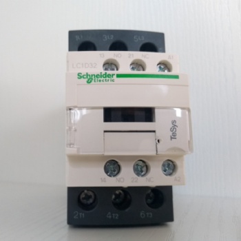 執(zhí)行元件交流接觸器控制電動機等設(shè)備運行
