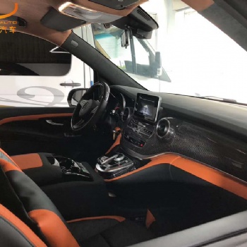 奔馳V260 V250 進(jìn)口奔馳商務(wù)車工廠批量下線