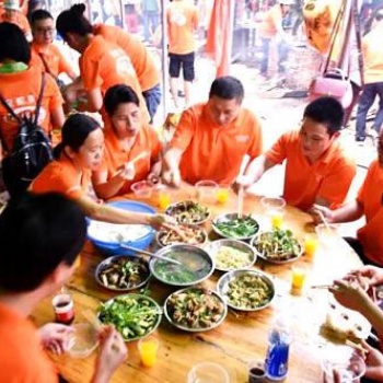 白云區(qū)工業(yè)園竹料良田帽峰山附件農(nóng)家樂(lè)團(tuán)體出游拓展訓(xùn)練野炊燒烤