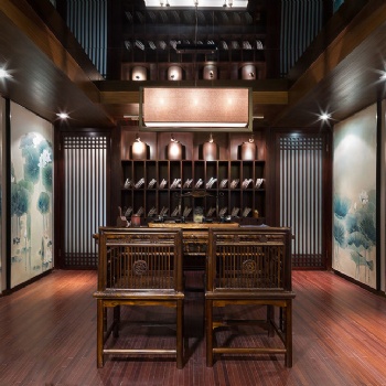 不銹鋼屏風(fēng)隔斷玫瑰金鏤空雕花玄關(guān)酒店金屬花格歐式客廳屏風(fēng)定制
