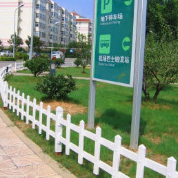 廠家草坪護欄小區草坪護欄公園草坪護欄網景區草坪護欄塑鋼草坪護欄