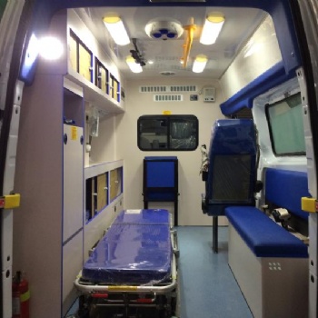 福特全順v362監(jiān)護(hù)型救護(hù)車
