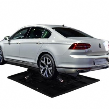 實(shí)車(chē)動(dòng)感模擬器-邁騰車(chē)型汽車(chē)駕駛模擬器-紫光基業(yè)