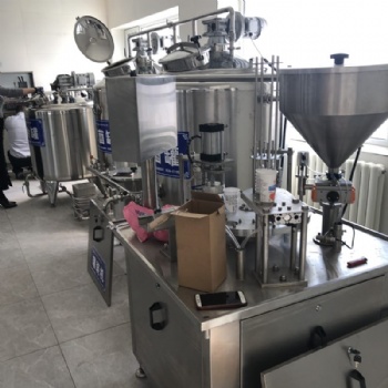 酸奶全套加工設(shè)備，中小型酸奶加工流水線