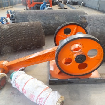 廠(chǎng)家 礦用振動(dòng)篩機(jī)頭 直線(xiàn)振動(dòng)篩 往復(fù)篩