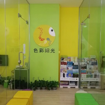 南山凱德—色彩陽光教育品牌—素質教育，思維教育，兒童原創繪本書