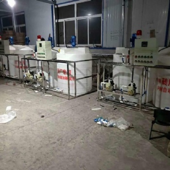 批發(fā)自動加堿機 ph值檢測機全自動磚廠環(huán)保設備堿片機量大從優(yōu)