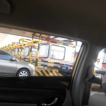 南寧車位標(biāo)線涂料馬路標(biāo)志漆批發(fā)價(jià)