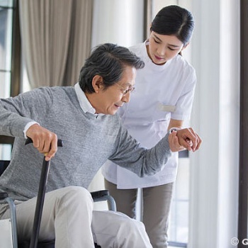 惠州拓普家政提供護(hù)工服務(wù) 護(hù)工服務(wù)費(fèi)用標(biāo)準(zhǔn)