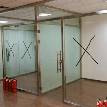 昌平區(qū)安裝玻璃隔斷 隔斷玻璃房安裝