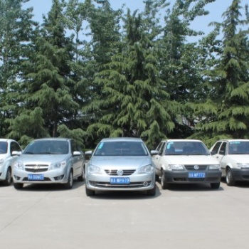 西安高新區(qū)汽車陪練，科技路陪練陪駕一對(duì)一練車