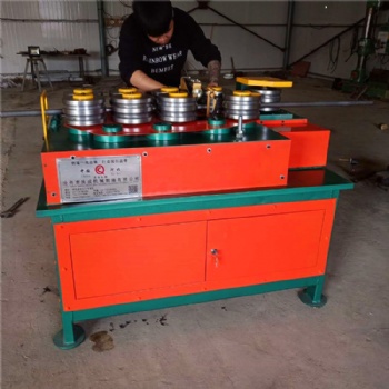 泊頭慶成專業(yè)定制 九輪折彎機 幾字鋼骨架彎管機 生產(chǎn)高精密頂彎機 定制
