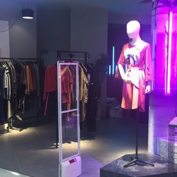 超寬服裝店防盜器 超市防盜器價(jià)格優(yōu)惠 聲磁防盜器武漢萬瑞特全國