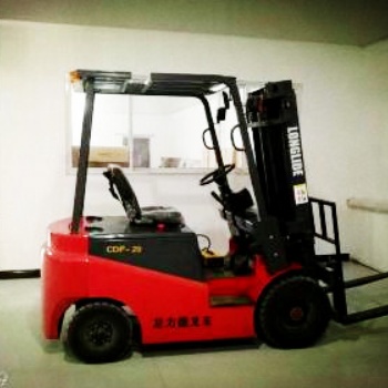現(xiàn)貨供應(yīng)蓄電池叉車 型號(hào)齊全