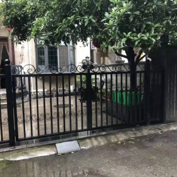 成都武侯區鐵藝大門 欄桿 樓梯 扶手