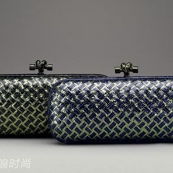 武漢回收二手限量范思哲Versace包包