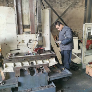 加工中心大修 數控機床大修 導軌磨床加工 機床搬遷