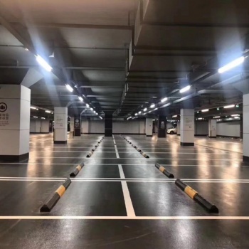 衡陽(yáng)防靜電地坪漆廠價(jià)包施工價(jià)格美麗