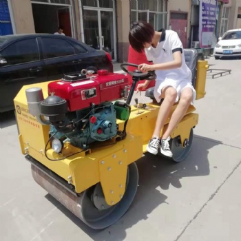 濟寧壓路機廠家 溝槽壓土機 1.5t全液壓壓路機價格