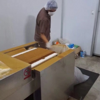 宜昌顆粒化工微波烘干機(jī)