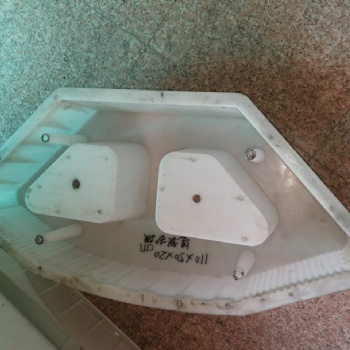 宏旭防浪墻模具水泥防浪石模具使用說明