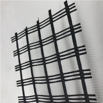許昌市生產(chǎn)孔徑25.4mm60kn三經(jīng)三緯玻纖格柵