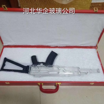 河北沖鋒槍定制造型酒瓶 白酒精致外包裝創(chuàng)意瓶 耐高溫吹制生肖酒瓶