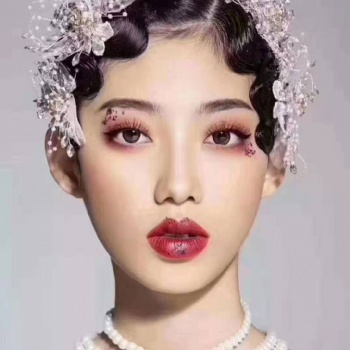 學化妝美甲紋繡美容美睫到玲麗技術學校