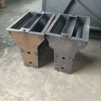 路政用隔離墩模具的重要性