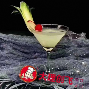 愛(ài)調(diào)酒嗎想學(xué)調(diào)酒的加入我們吧