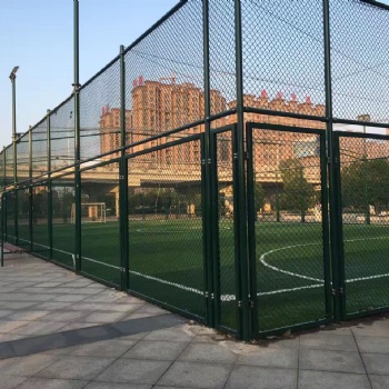 安平旺豐廠家多功能運動場圍網(wǎng)