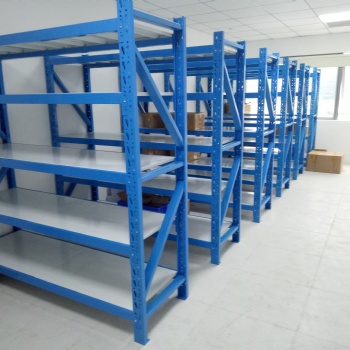 專業生產定制防靜電工作臺，倉儲貨架、超市貨架，流水線、工具柜、非標金屬構件