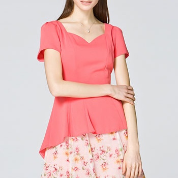 品牌女裝供應(yīng)折扣尾貨陽(yáng)光里汀蘭品牌女裝批發(fā)商
