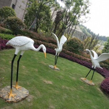 荊州玻璃鋼仿真白鷺別墅學(xué)校園林綠化擺件雕塑