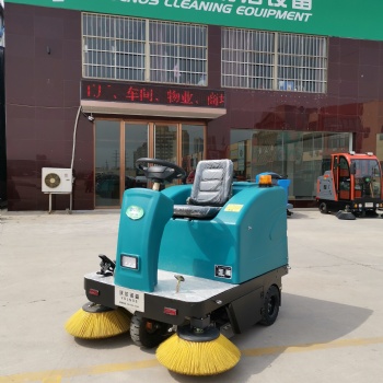 座駕式掃地機環(huán)保電動掃地車工廠物業(yè)