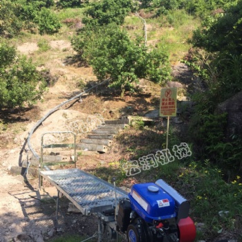 供應(yīng)山地單軌車 山地爬坡單軌道運輸車 汽油動力廠家價格優(yōu)惠