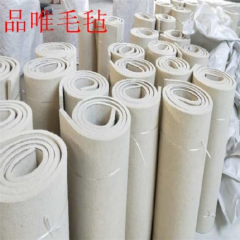 工業毛氈，毛氈無妨布。民用毛氈，毛氈輪，地毯布，