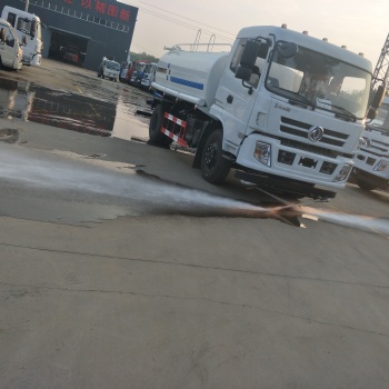 全新國(guó)五國(guó)六灑水車，各個(gè)噸位灑水車
