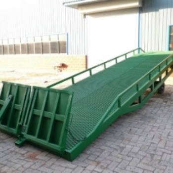 登車橋 移動(dòng)式登車橋