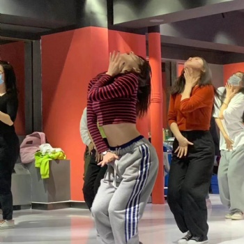 西安華翎成人舞蹈培訓