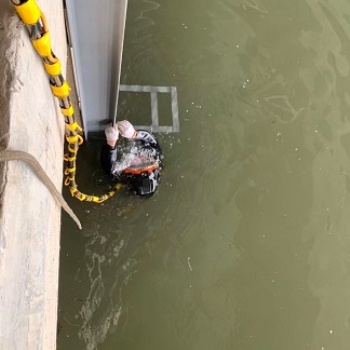 水下檢測 水下攝像取證 水下切割焊接 潛水打撈 水下工程 安裝 設備維護