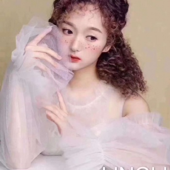 駐馬店學(xué)化妝美甲紋繡來駐馬店玲麗彩妝更專業(yè)