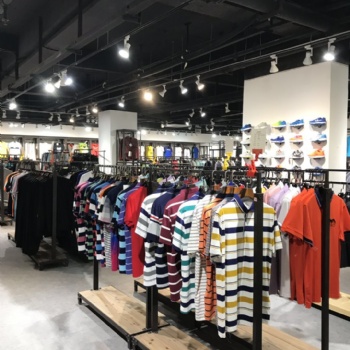 支持樣品視頻看貨,適合品牌折扣店服裝店地?cái)偺刭u場批發(fā)
