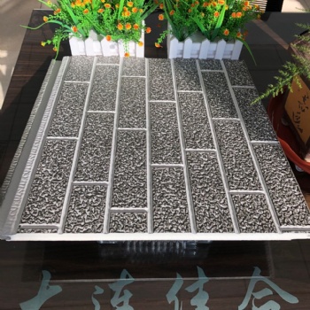 提供金屬雕花板生產(chǎn)保溫裝飾板活動(dòng)房建造舊屋翻新