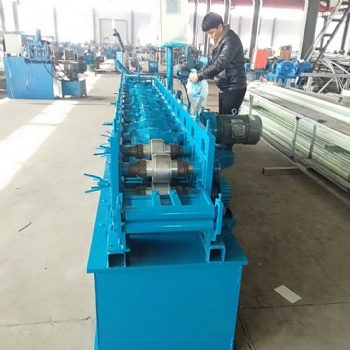 凱威農業溫室大棚卡槽機