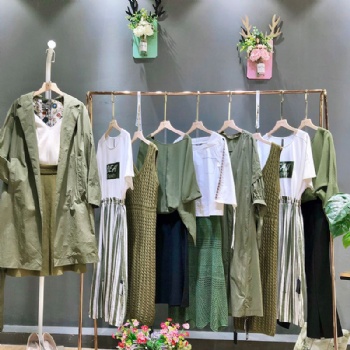 深圳高端設計師品牌芮瑪折扣服裝批發市場 商場專柜尾貨批發