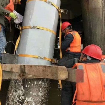 水下工程結構物的安裝 拆卸 維修 打撈 清理 海底管道的鋪設 檢測 維護 水下切割 焊接 錄像 攝影