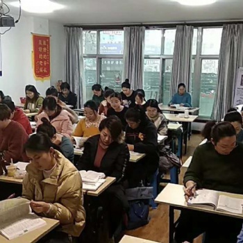 零基礎(chǔ)學(xué)會(huì)計(jì)，藍(lán)博**專業(yè)